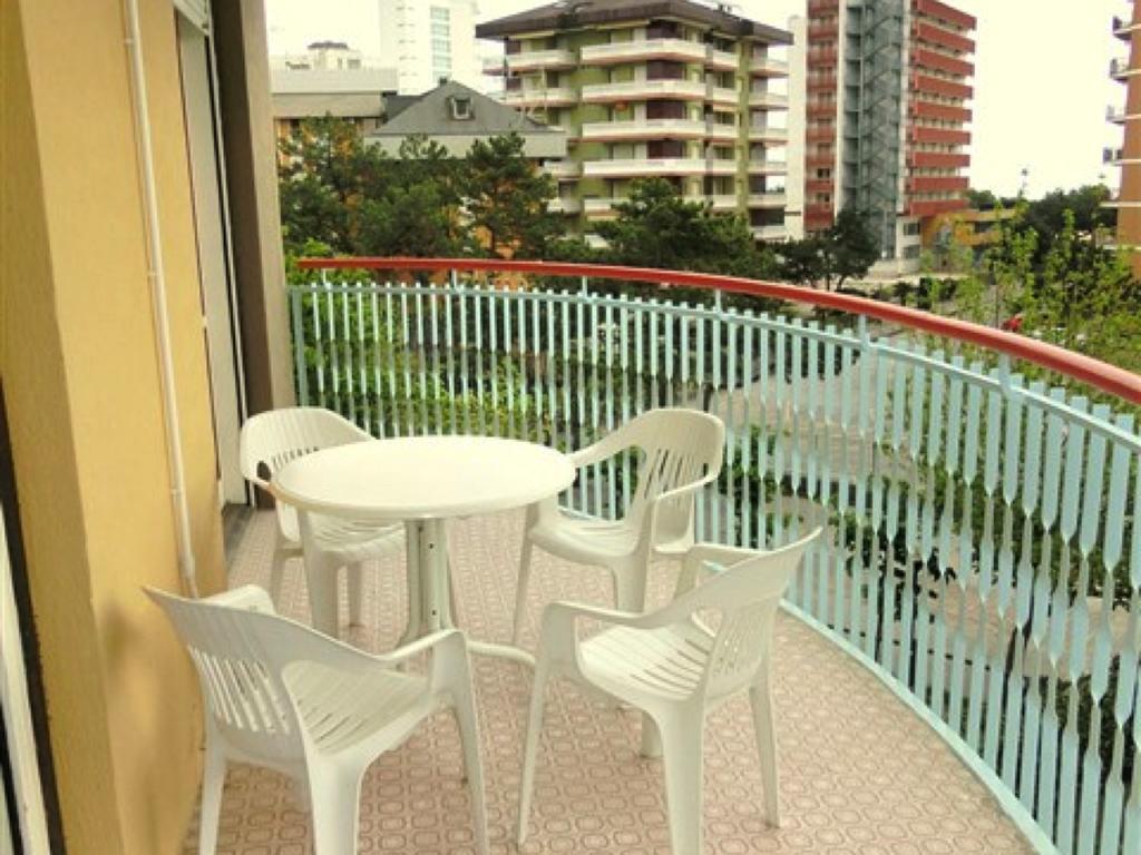דירות Lignano Sabbiadoro With Pool מראה חיצוני תמונה